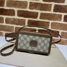 Gucci Satchel Bags